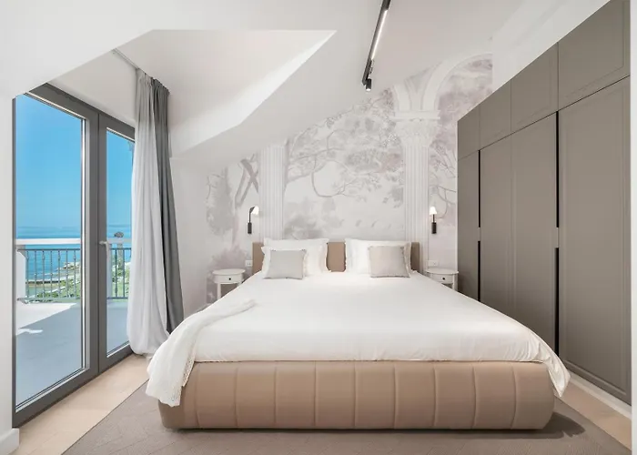 Luxury Beachfront Providenca