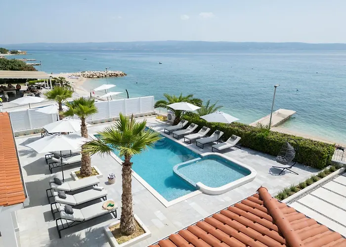 Luxury Beachfront Providenca