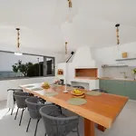 Luxury Beachfront Providenca Podstrana