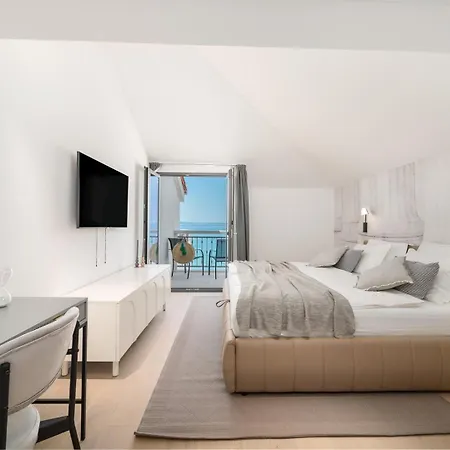 Villa Luxury Beachfront Providenca *