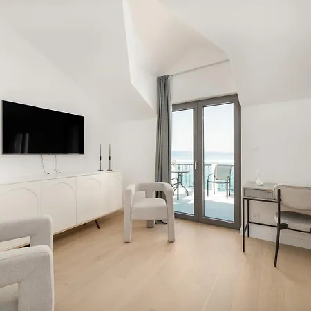 Luxury Beachfront Providenca Podstrana